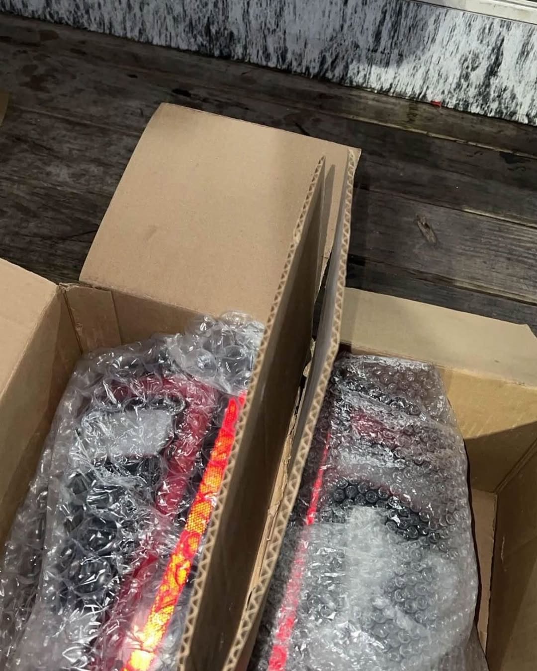 RAM 2500 NIGHT EDITION TAIL LIGHTS (LIKE NEW) image 3