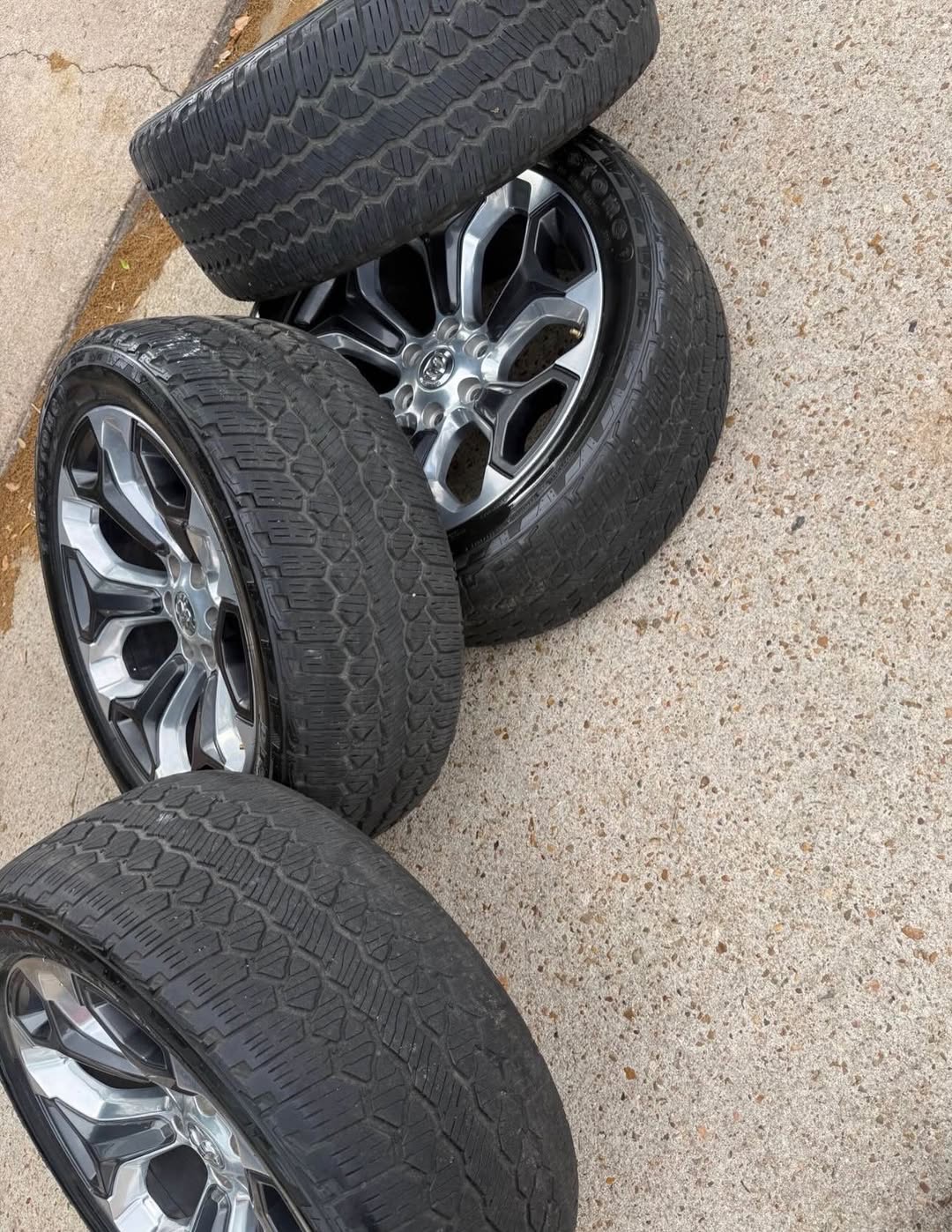 22” RAM 1500 OEM WHEELS AND TIRES (6 LUG) image 2