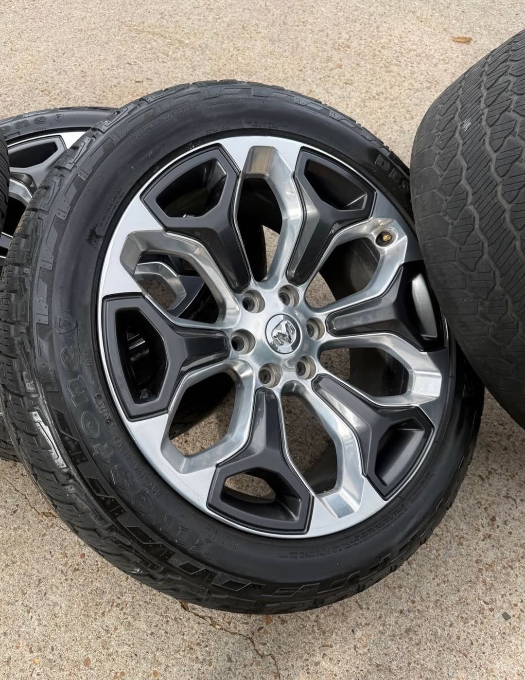 22” RAM 1500 OEM WHEELS AND TIRES (6 LUG) image 3