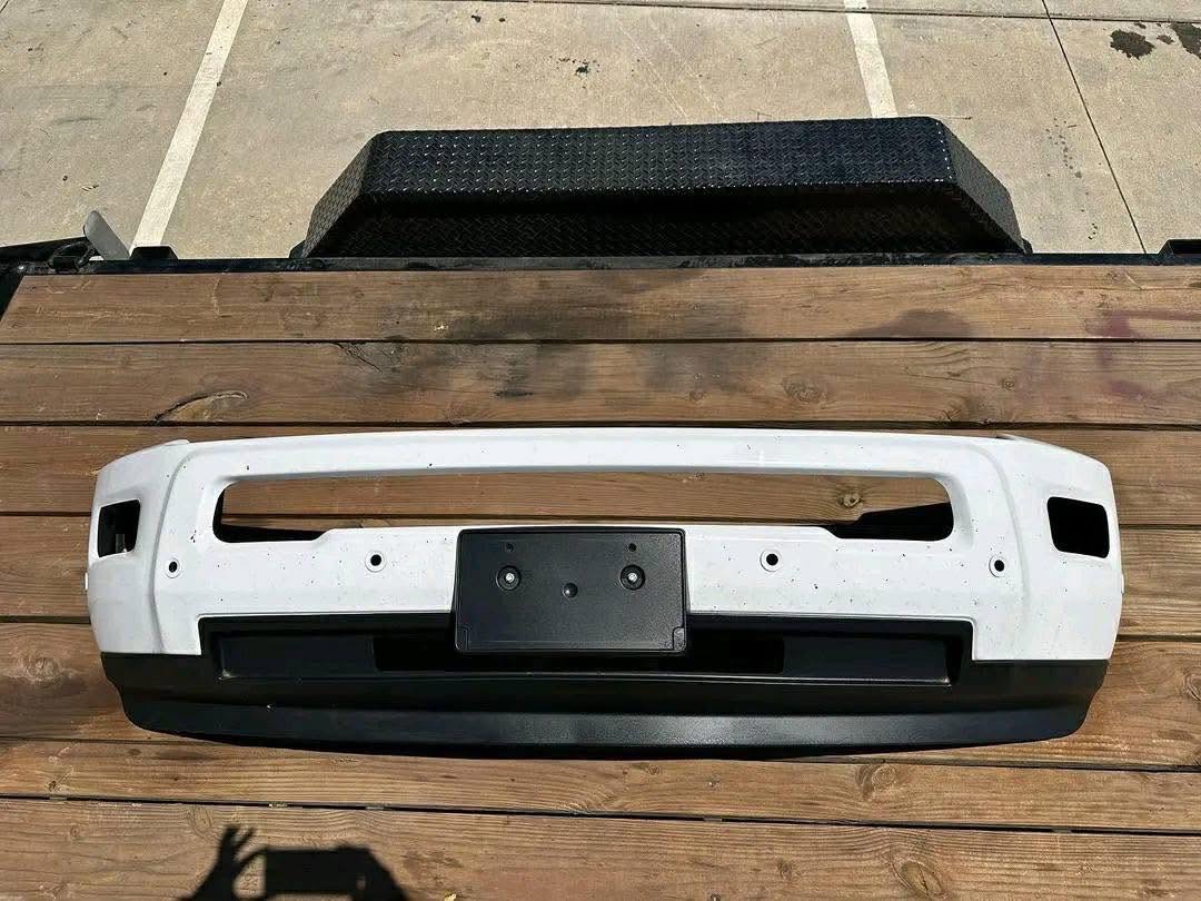 2010–2018 DODGE RAM  OEM FRONT BUMPER (WHITE) image 2