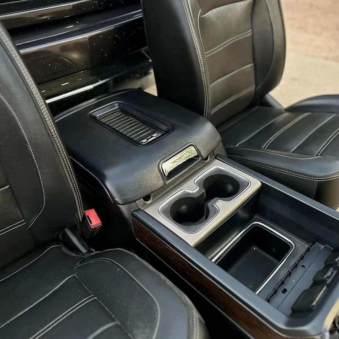 2014-2018 GMC Sierra Denali OEM Leather Seats & Center Console | Factory Interior Parts image 3
