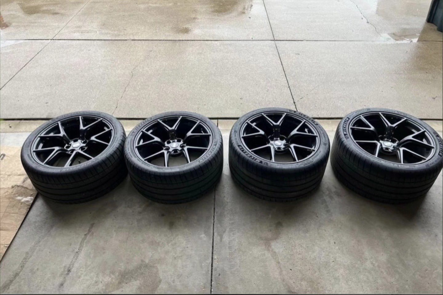 SVE SP2 Mustang Wheel & Tire Set – 19x10 / 19x11 with Michelin Pilot Sport 4S image 2