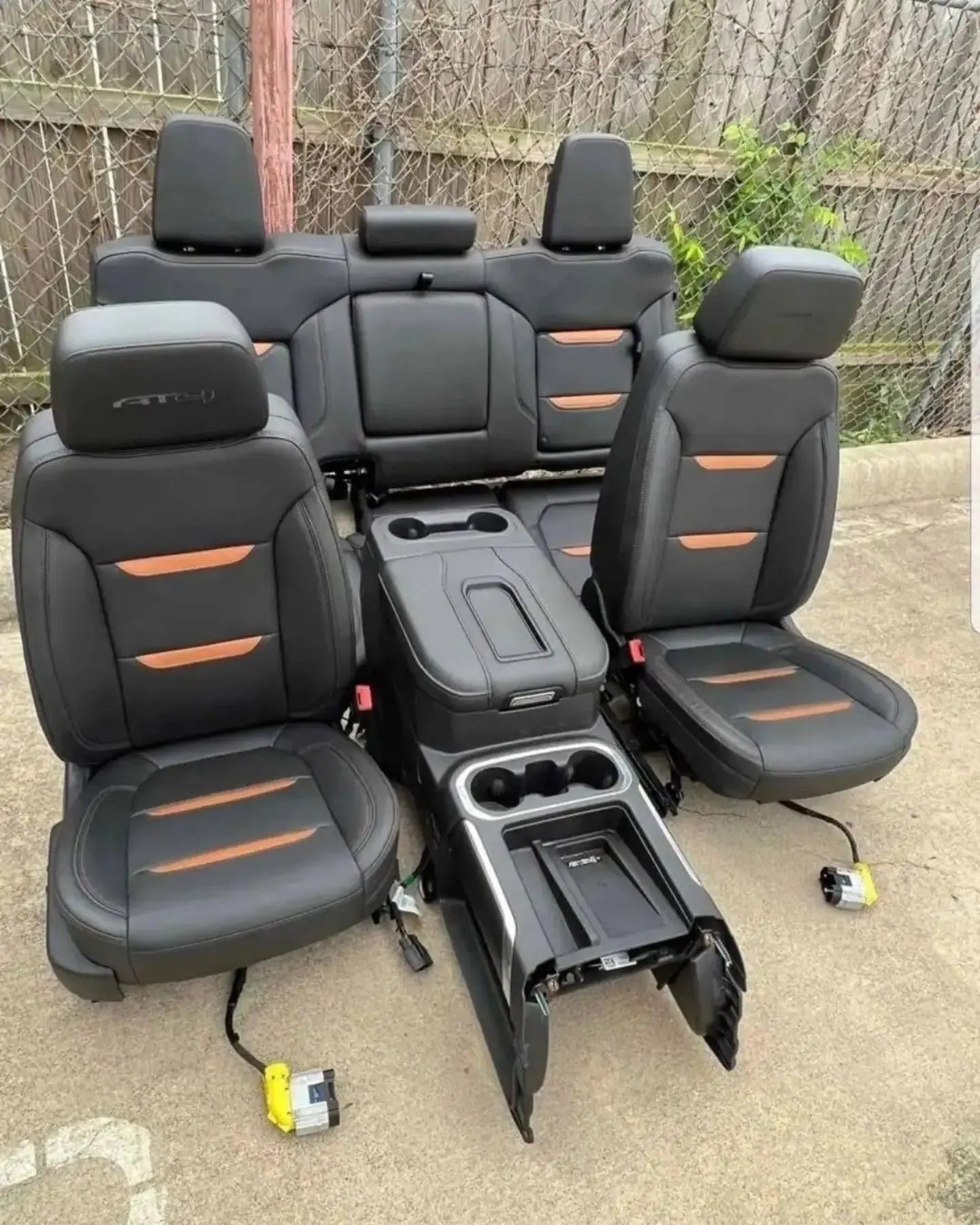 OEM GMC Sierra AT4 Leather Seat Set – Complete Interior