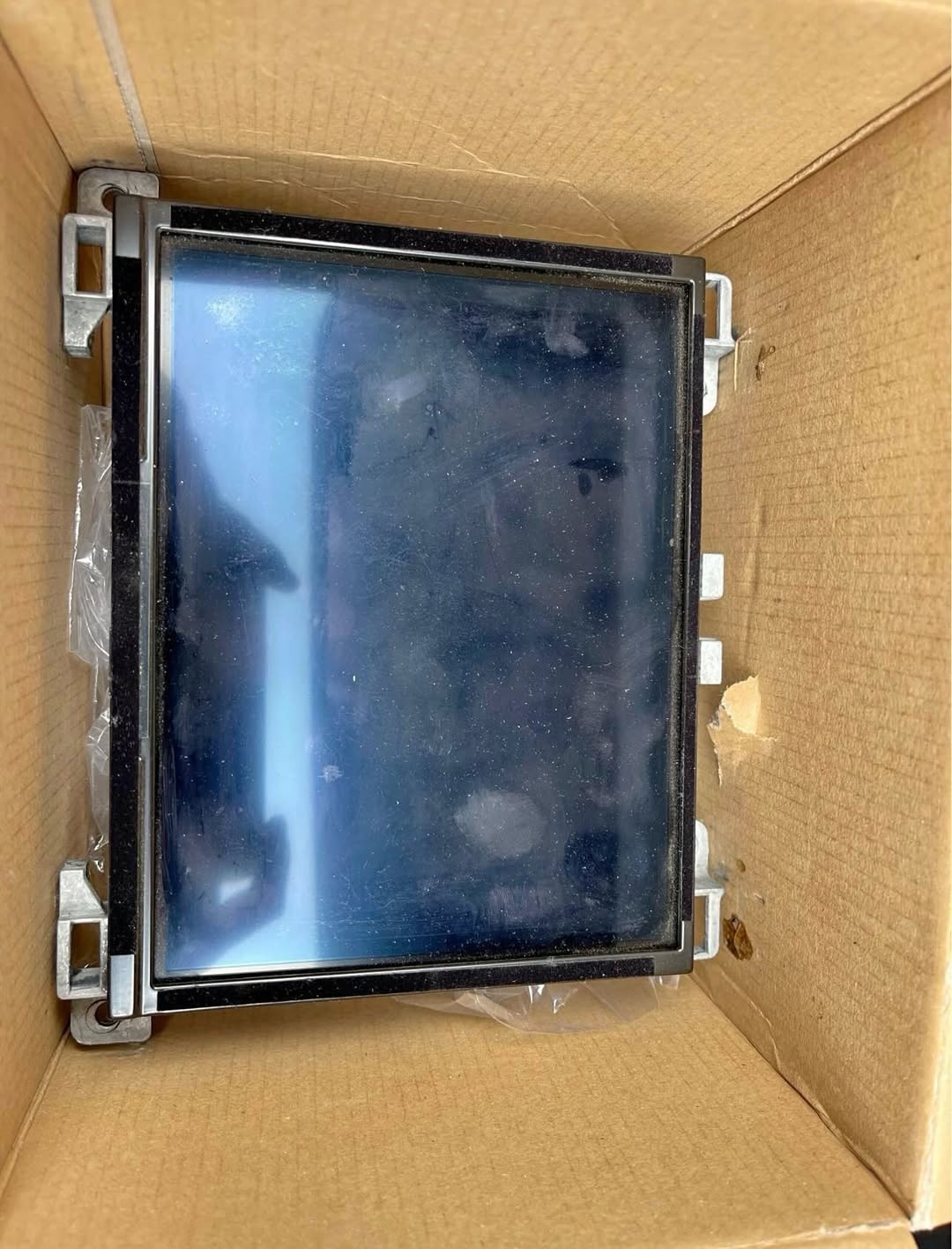 OEM MOPAR RADIO FOR CHRYSLER 300