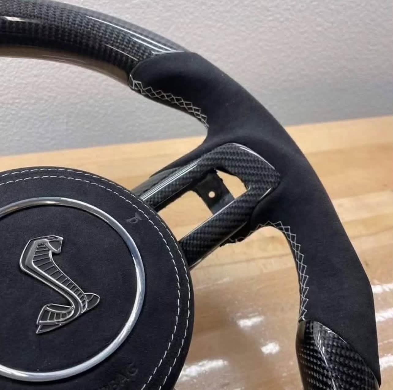 2020+ Ford Mustang Shelby GT500 Custom Carbon Fiber Steering Wheel – Alcantara White Stitching image 3